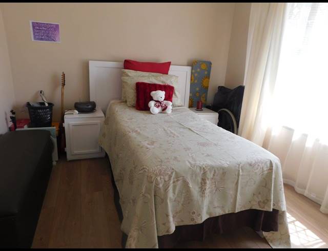 4 BEDROOM HOUSE FOR SALE IN ESCOMBE